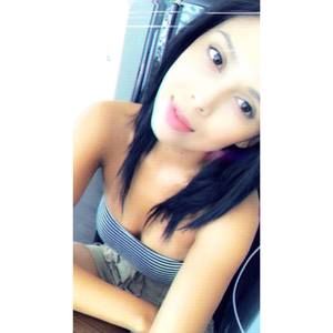 Meet your Posher, Yamel